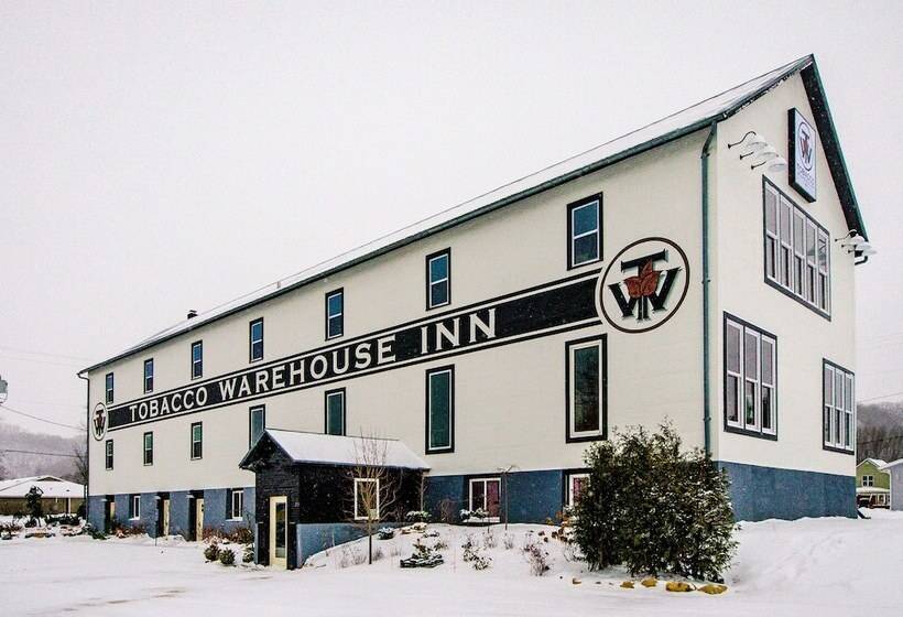 فندق Tobacco Warehouse Inn