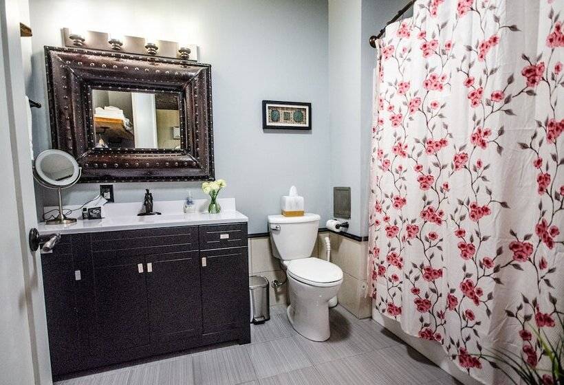 فندق Tobacco Warehouse Inn