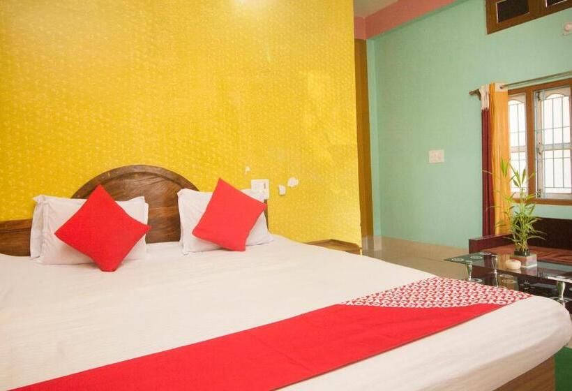 ホテル Vaccinated Staff  Oyo 60869 Sandhana Homestay