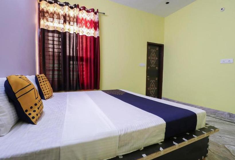 Отель Spot On 65252 Galaxy 24