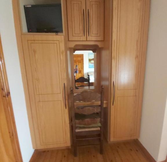 מוטל Keane S Bar & Restaurant