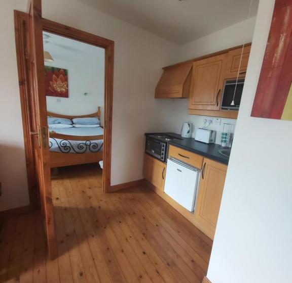 מוטל Keane S Bar & Restaurant