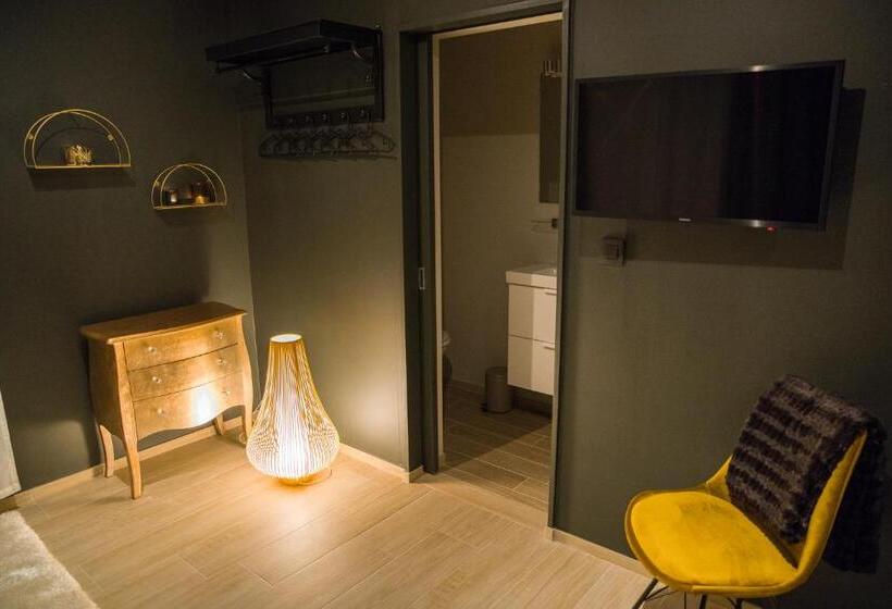 פנסיון Buenas Noches