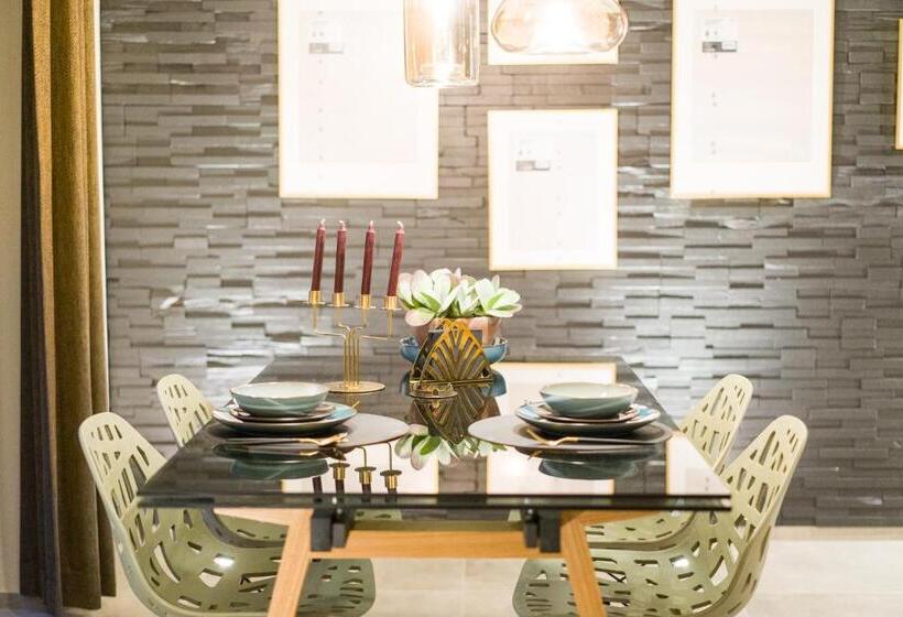 פנסיון Buenas Noches