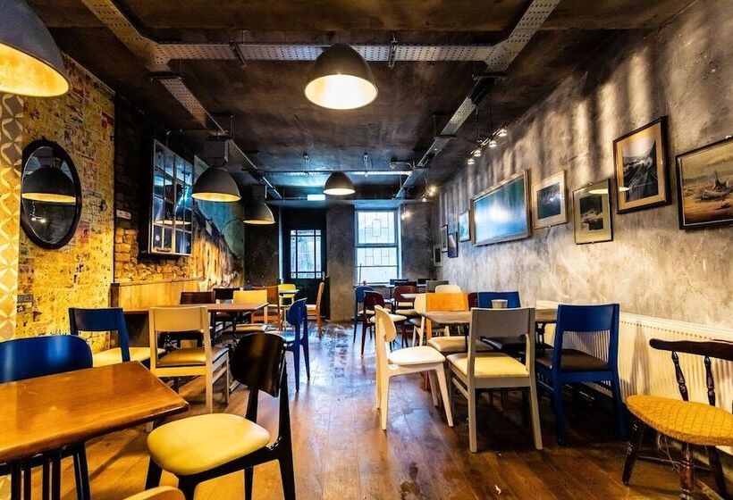 Пансион Cardiff Arms Bistro &