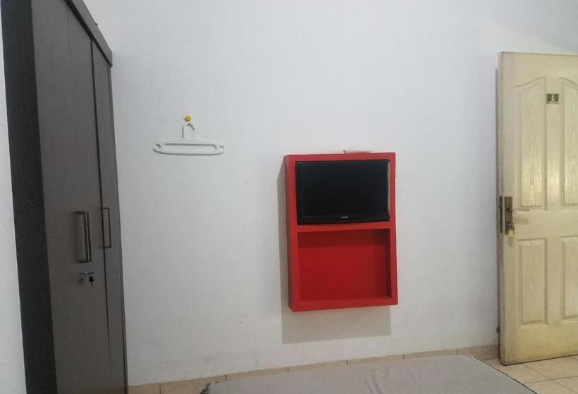 بنسيون Cendrawasih Syariah Homestay