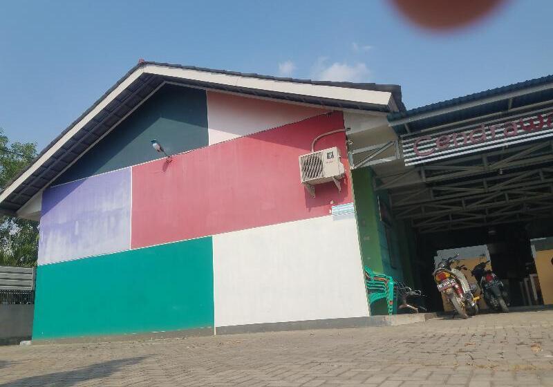 بنسيون Cendrawasih Syariah Homestay