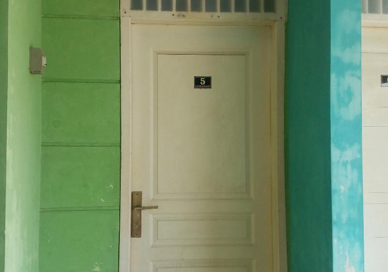 بنسيون Cendrawasih Syariah Homestay