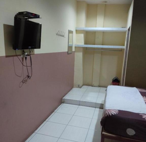 פנסיון First Inn