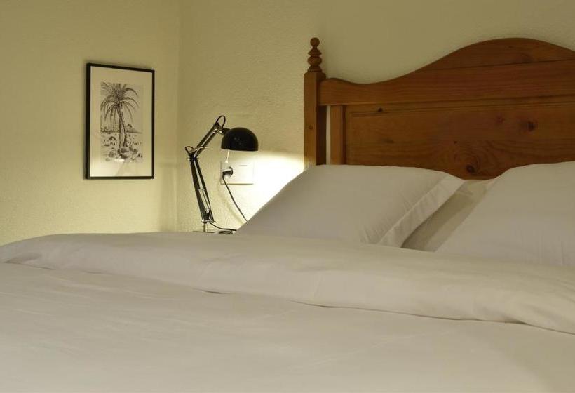 پانسیون Hostal Can Maret