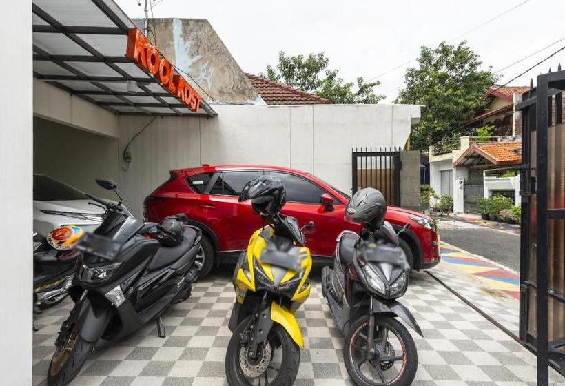 膳宿费 Koolkost Near Rsal Surabaya Minimun Stay 3 Nights
