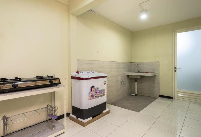 膳宿费 Koolkost Near Rsal Surabaya Minimun Stay 3 Nights