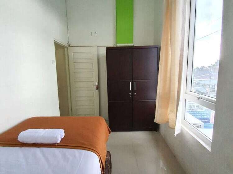 Пансион Koolkost Syariah @ Medan Johor