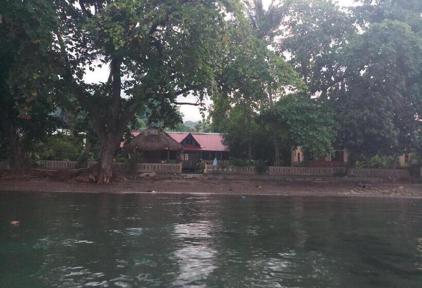 ペンション Lena House Flores