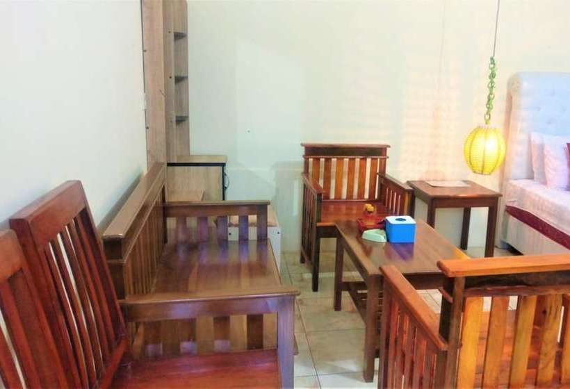 ペンション Menggala Cottage Baturaden