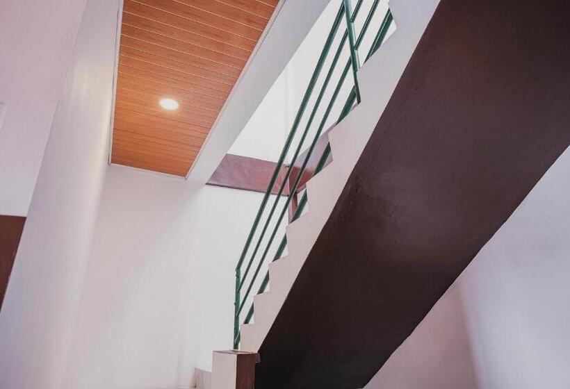 Пансион Reddoorz @ Jalan Pangeran Antasari Lampung 2