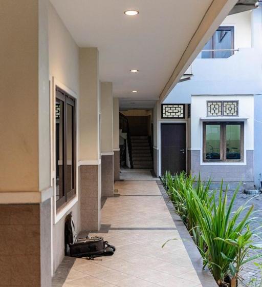 פנסיון Reddoorz Near Bahu Mall Manado