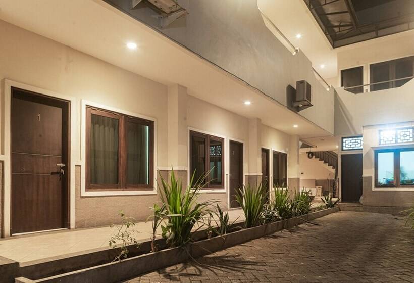 פנסיון Reddoorz Near Bahu Mall Manado