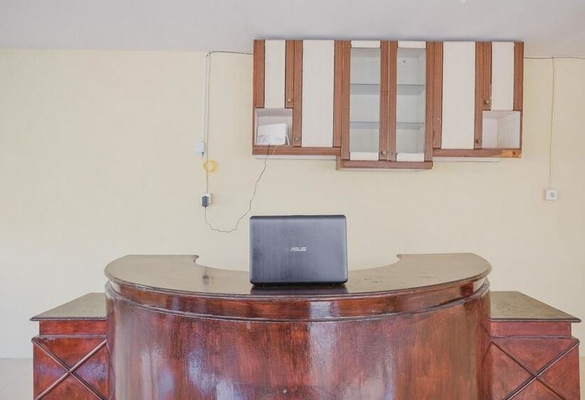 Пансион Reddoorz Near Rs Imanuel Lampung