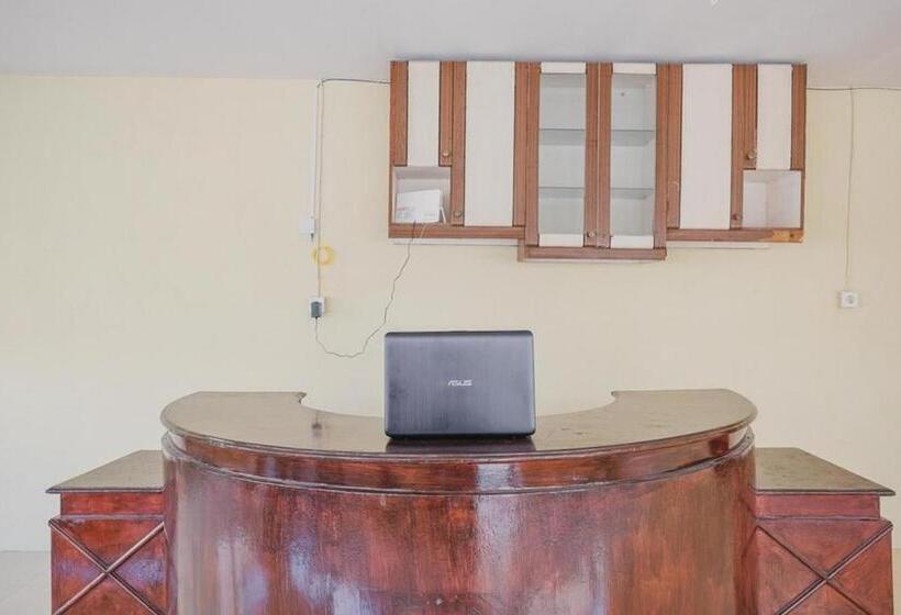 펜션 Reddoorz Near Rs Imanuel Lampung