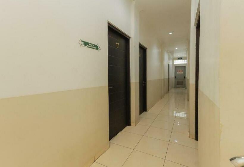بنسيون Reddoorz Near T1 Juanda Airport