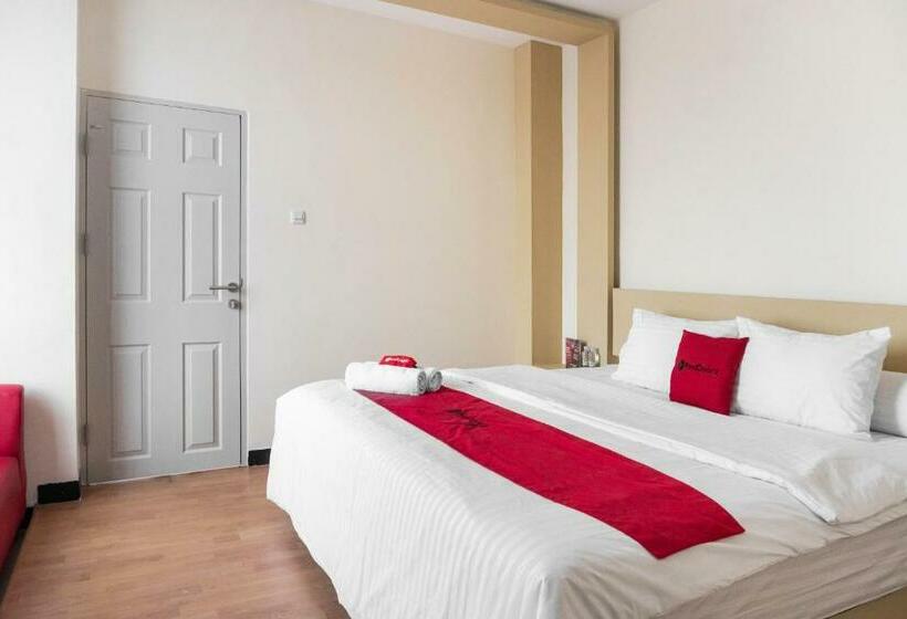 膳宿费 Reddoorz Plus Near Millenium Ict Centre Medan 2