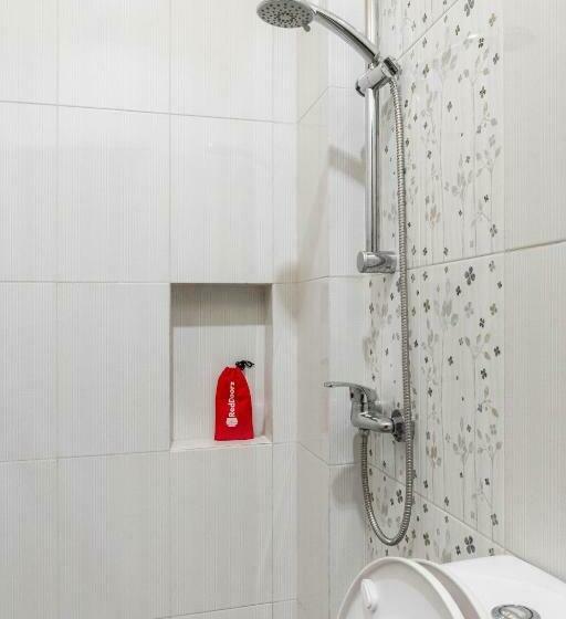 膳宿费 Reddoorz Plus Near Millenium Ict Centre Medan 2