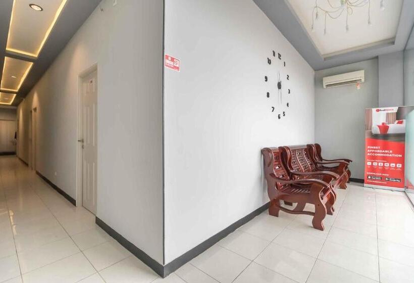 膳宿费 Reddoorz Plus Near Millenium Ict Centre Medan 2