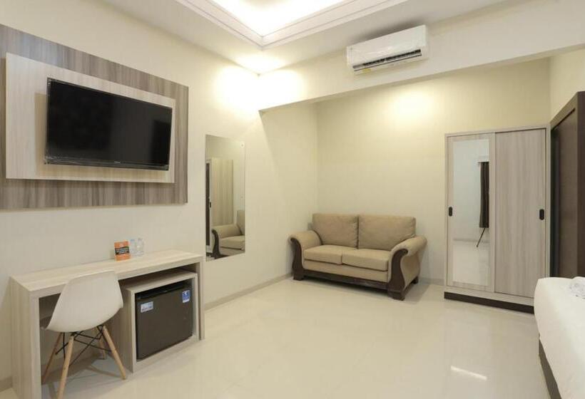 膳宿费 Reddoorz Plus Near Solo Paragon Mall