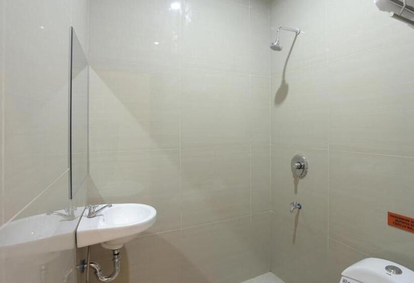 膳宿费 Reddoorz Plus Near Solo Paragon Mall