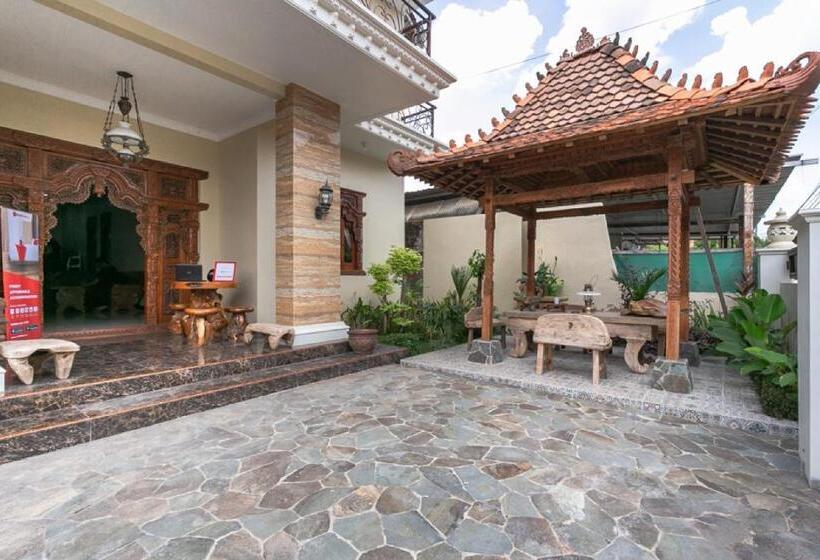 펜션 Reddoorz Syariah Near Exit Toll Banyumanik Semarang