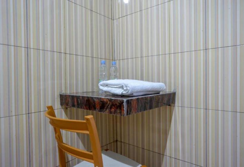 펜션 Reddoorz @ Wangi Wangi Island Wakatobi