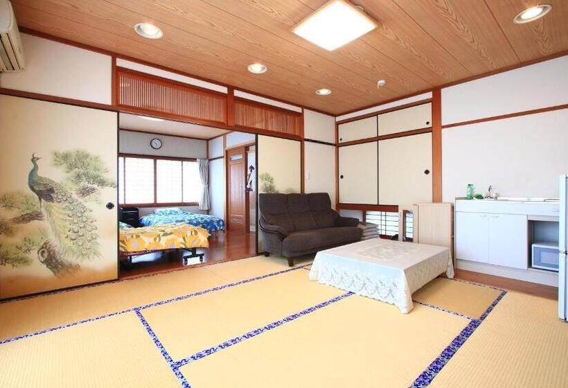 פנסיון Yuuwa Guesthouse