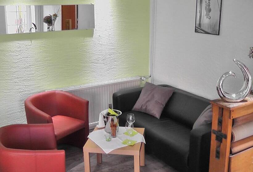 Pension Elisabeth Am Elberadweg