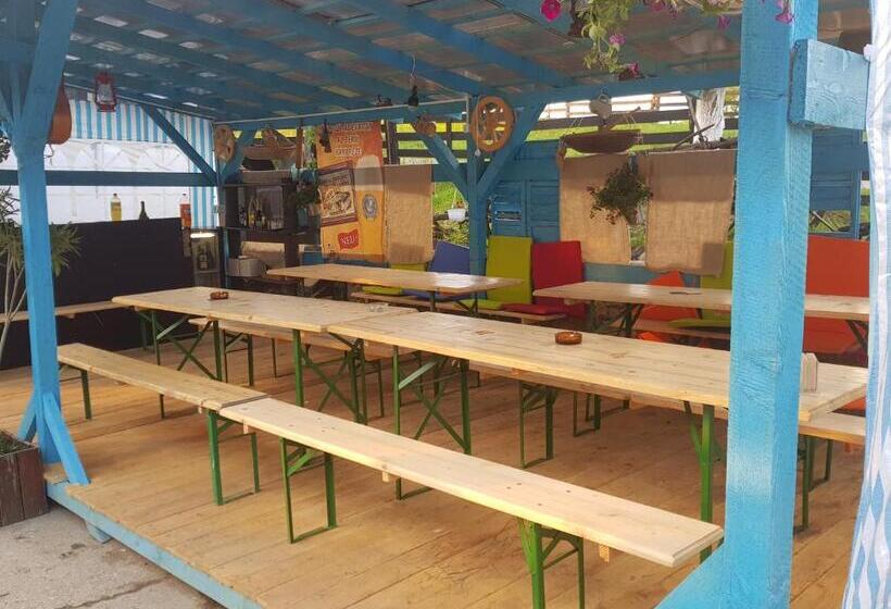 Pensiunea Gernik 100