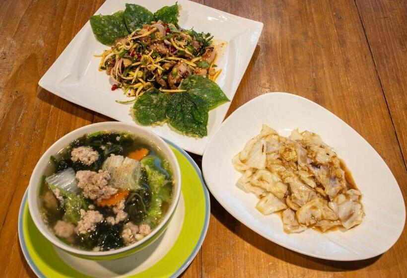 Lomakeskus วันสุขรีสอร์ทสุโขทัย