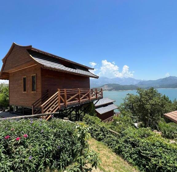 리조트 Botanik Göl Evleri