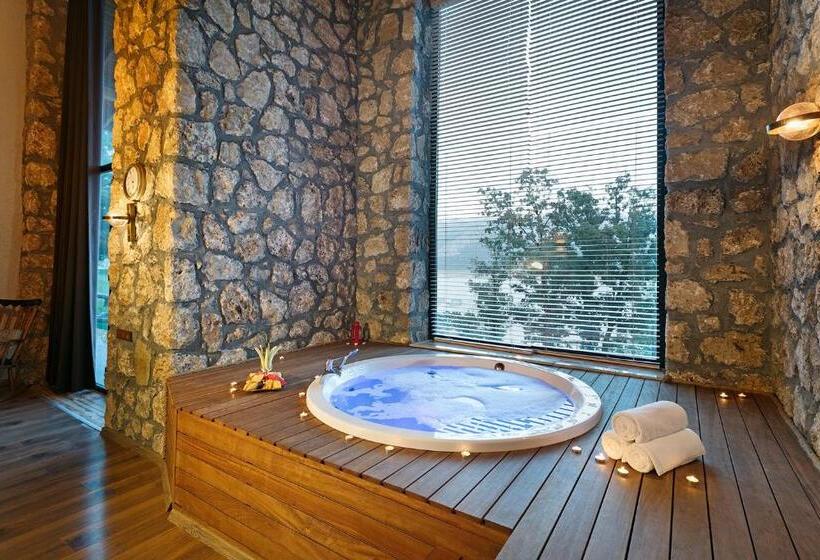 리조트 Botanik Göl Evleri