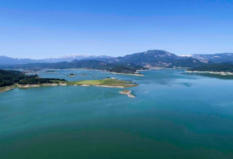 리조트 Botanik Göl Evleri