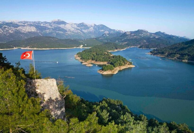 리조트 Botanik Göl Evleri