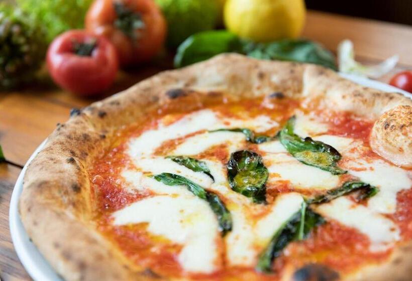 אתר נופש Riverside Lodge