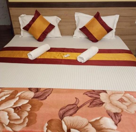 Sundarban Tiger Roar Resort