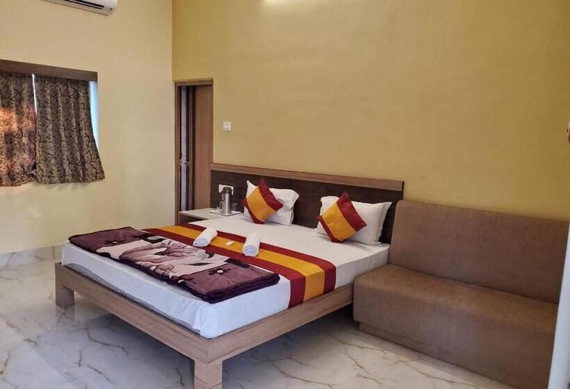 Sundarban Tiger Roar Resort