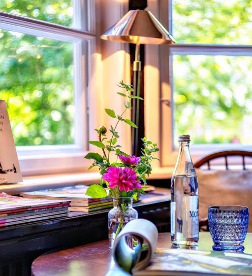 Villa Zollhaus Bed & Breakfast