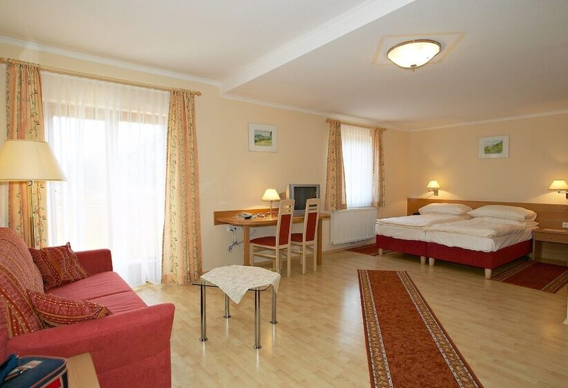 הוסטל Gasthof Pension ödenhof