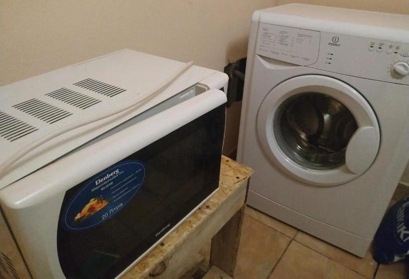 הוסטל Mini Hotel Chabany Lake   мини отель у озера чабаны