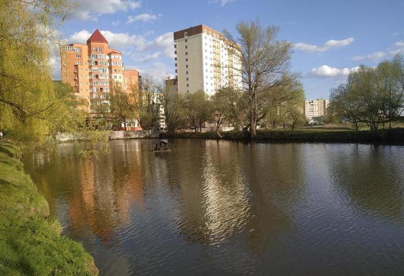 Retkeilymaja Mini Hotel Chabany Lake мини отель у озера чабаны