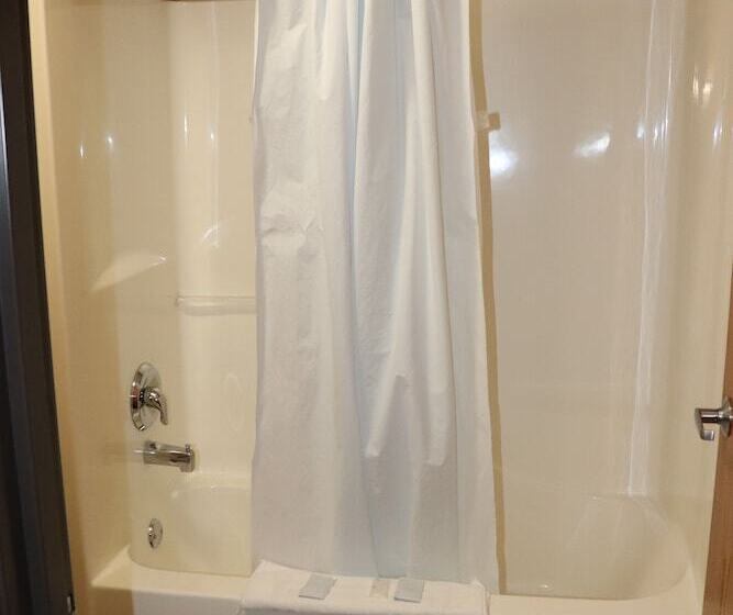 فندق صغير Prairie Inn Holmen La Crosse Area