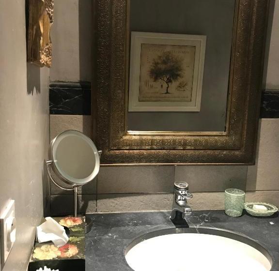 민박 Château De Camon