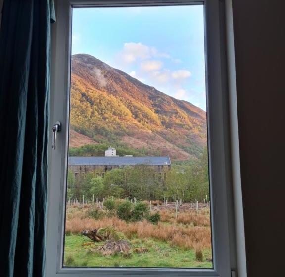 住宿加早餐  Forest View Guesthouse, Kinlochleven Whw